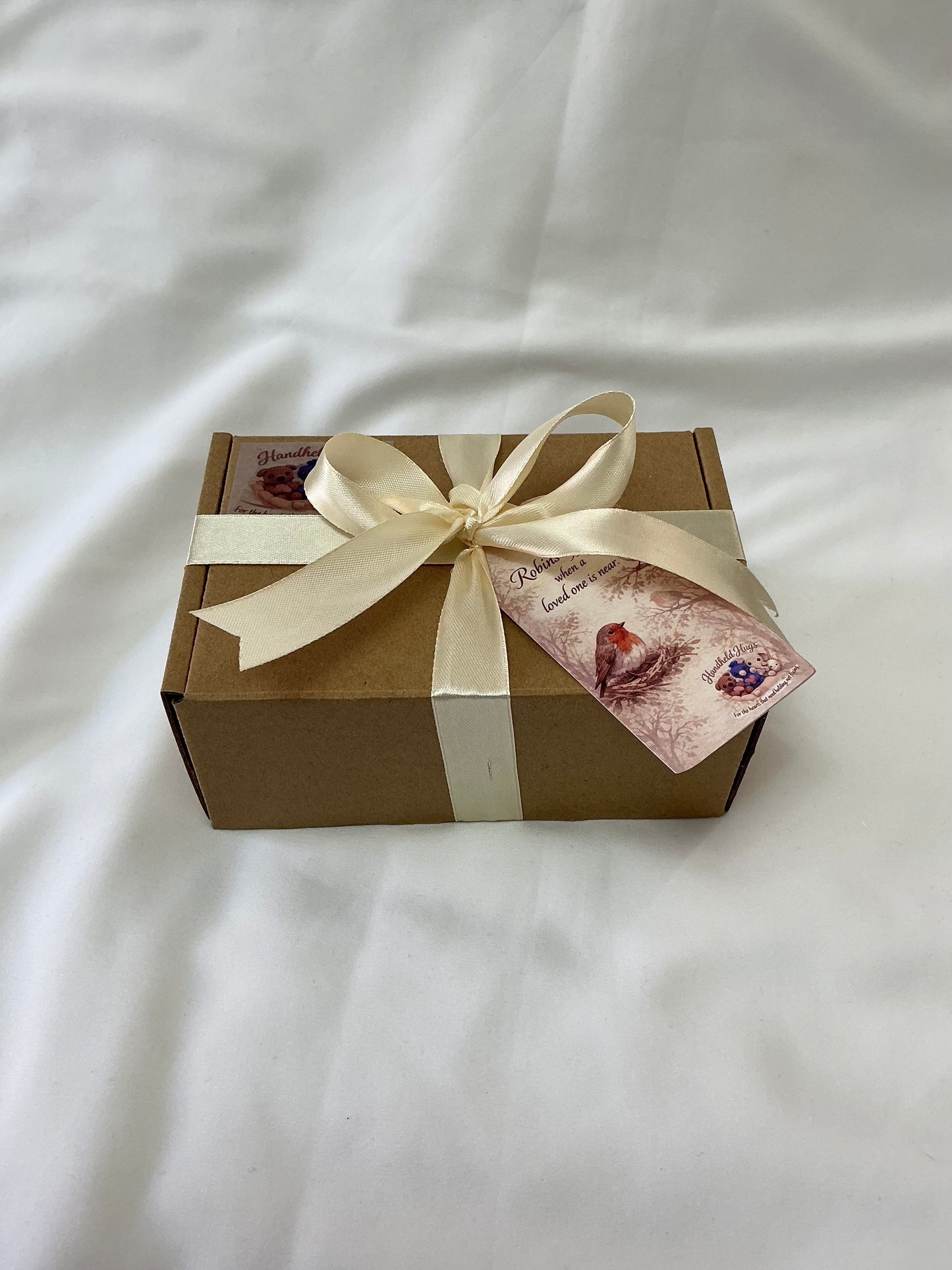 Handcrafted Robin – Symbol of Comfort & Connection