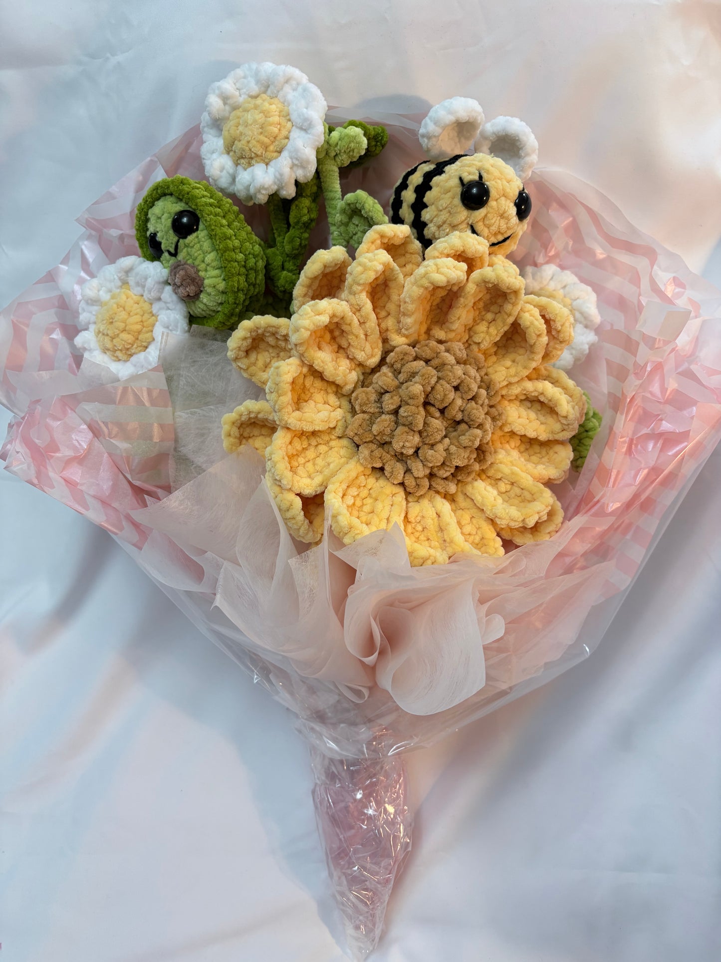 Sunflower Bouquet with Bee & Avocado – Handmade Crochet Gift
