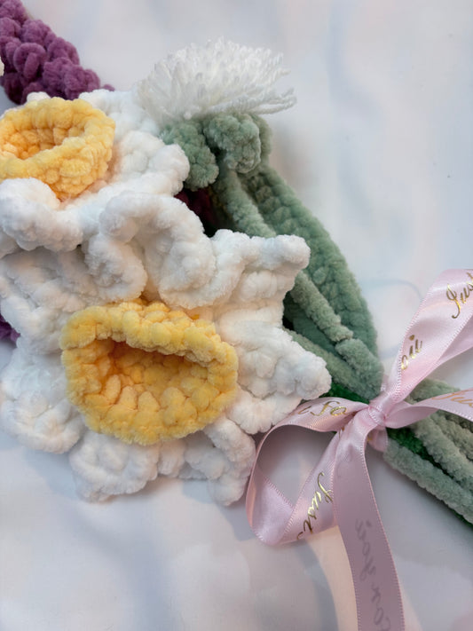 Lavender & Daffodil Crochet Bouquet – Ribbon‑Tied & Handmade