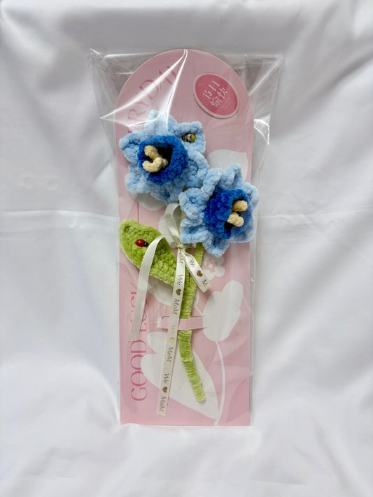 Handmade Crochet Mother’s Day Flower Card – Blue Blossom Edition